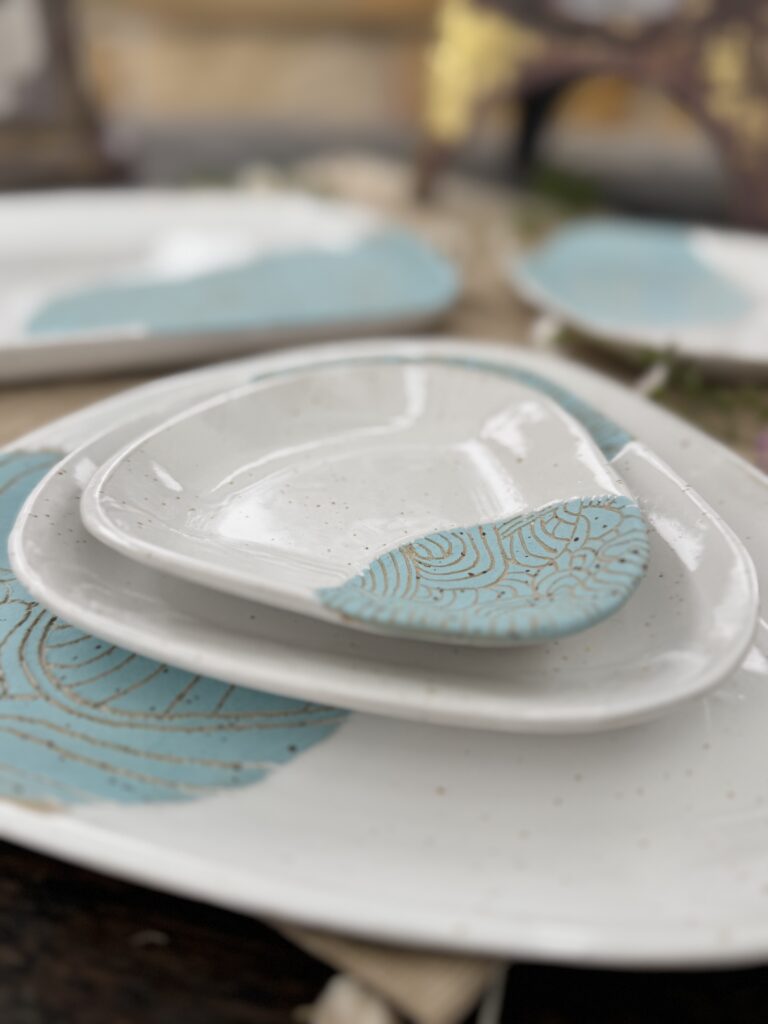 Woodfield Liebling November 2025, Sgraffito und Plattentechnik